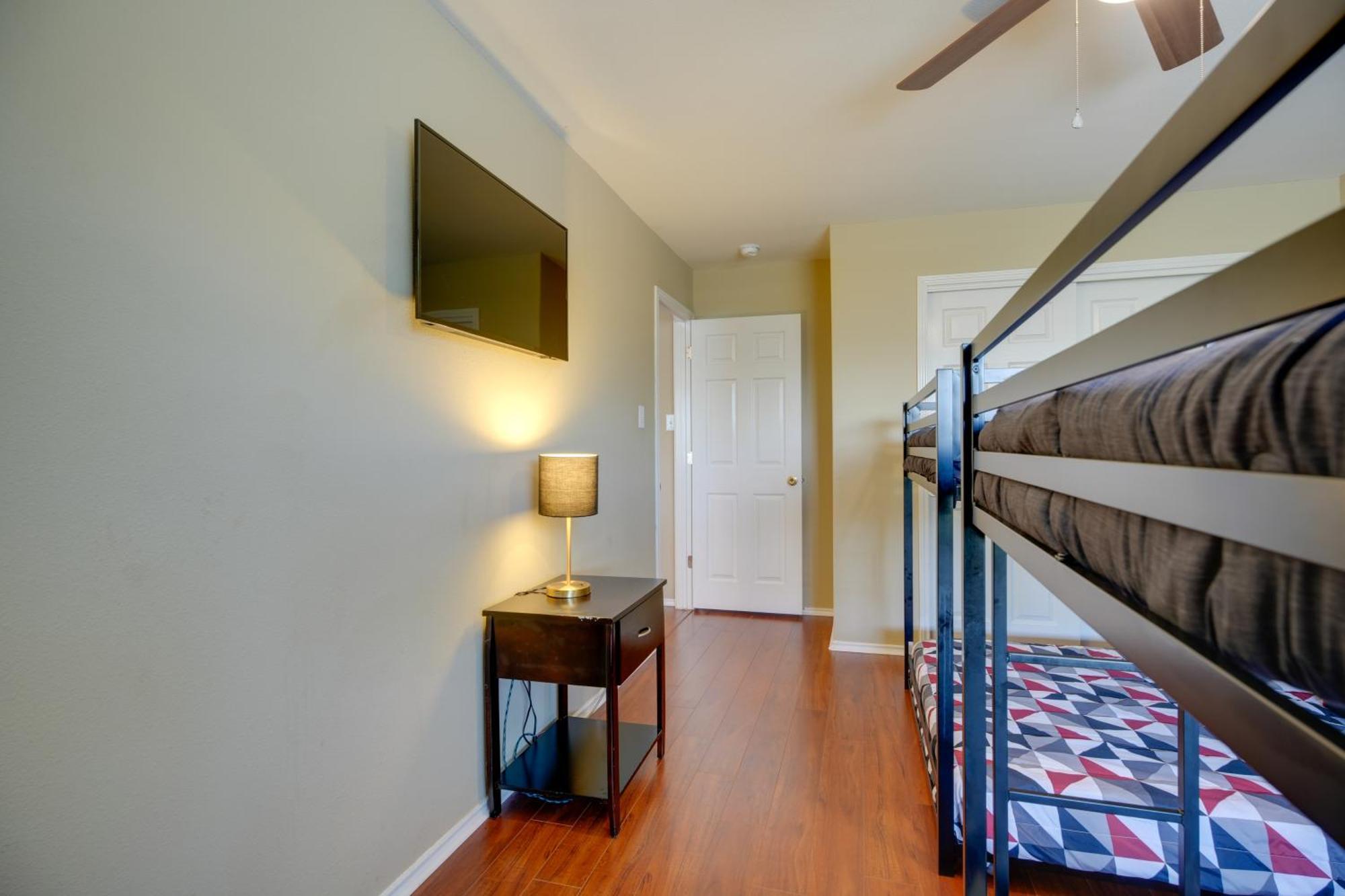 San Antonio Home With Pool Access Near Lackland Afb Екстериор снимка