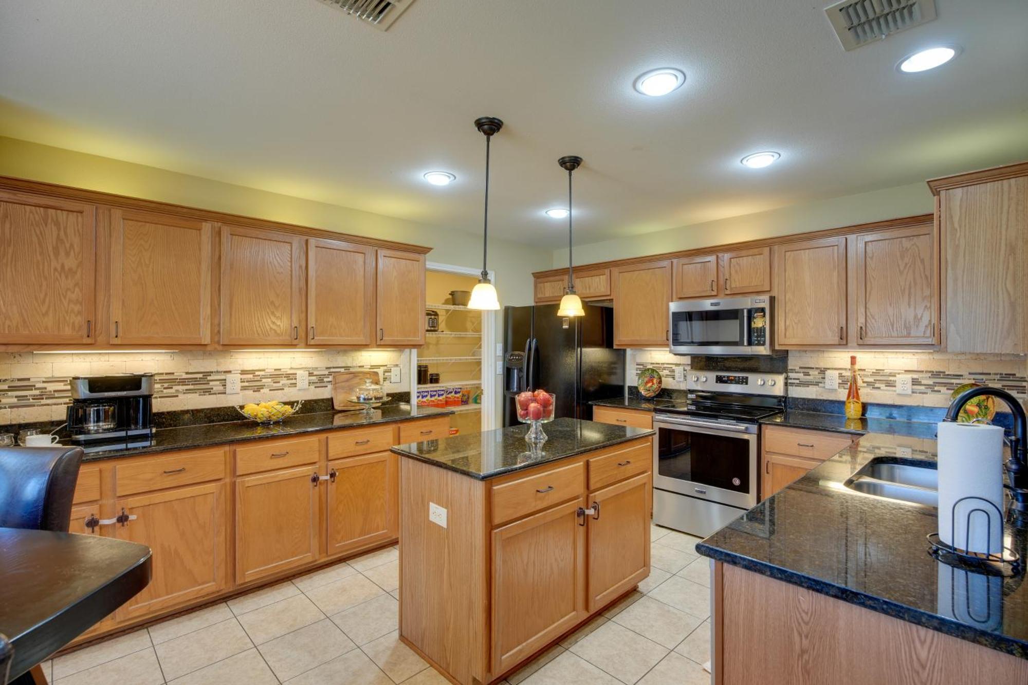 San Antonio Home With Pool Access Near Lackland Afb Екстериор снимка